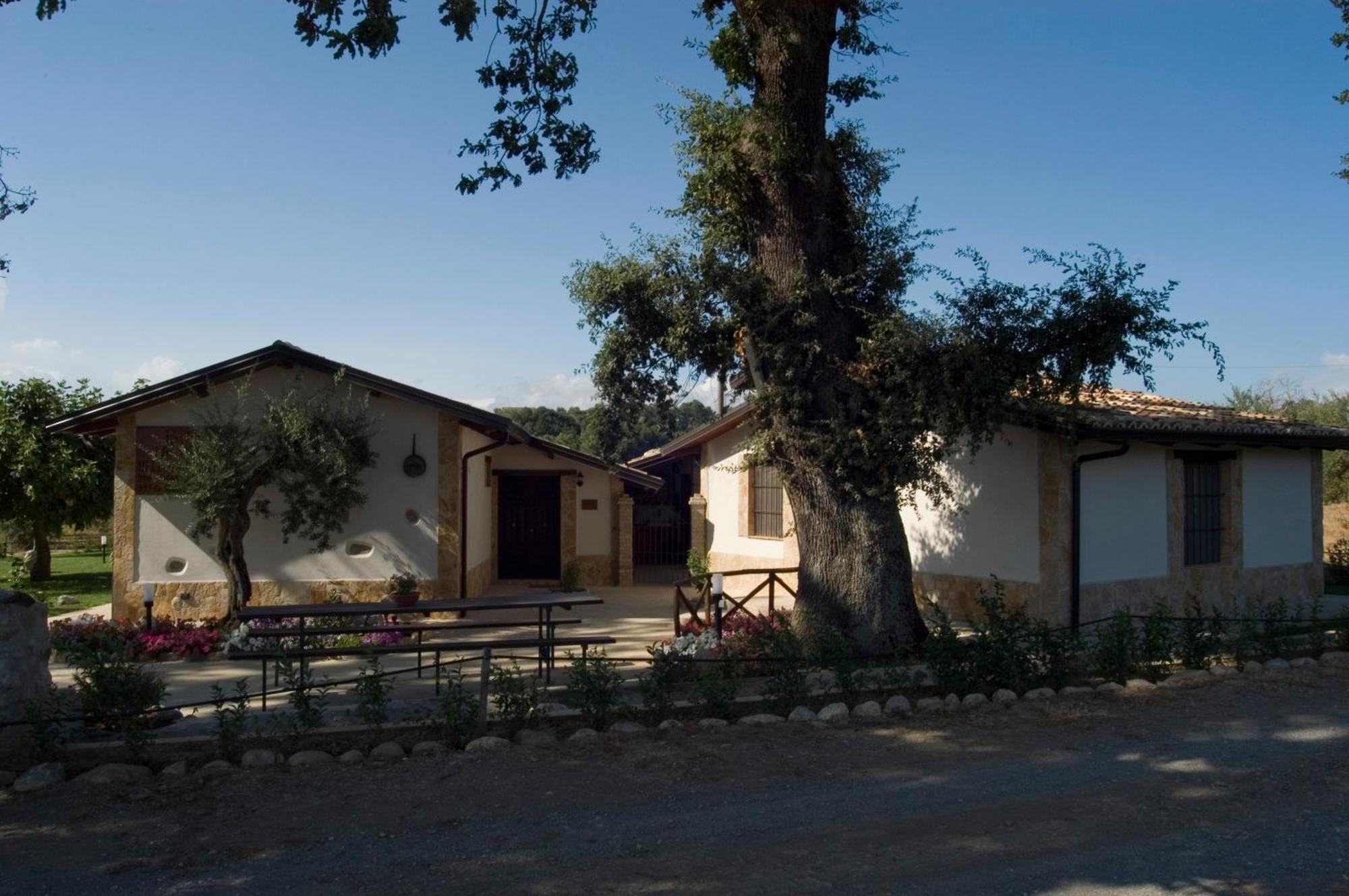 La Casa Nella Prateria Affittacamere 2*